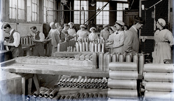 Munitions workers making shell casings